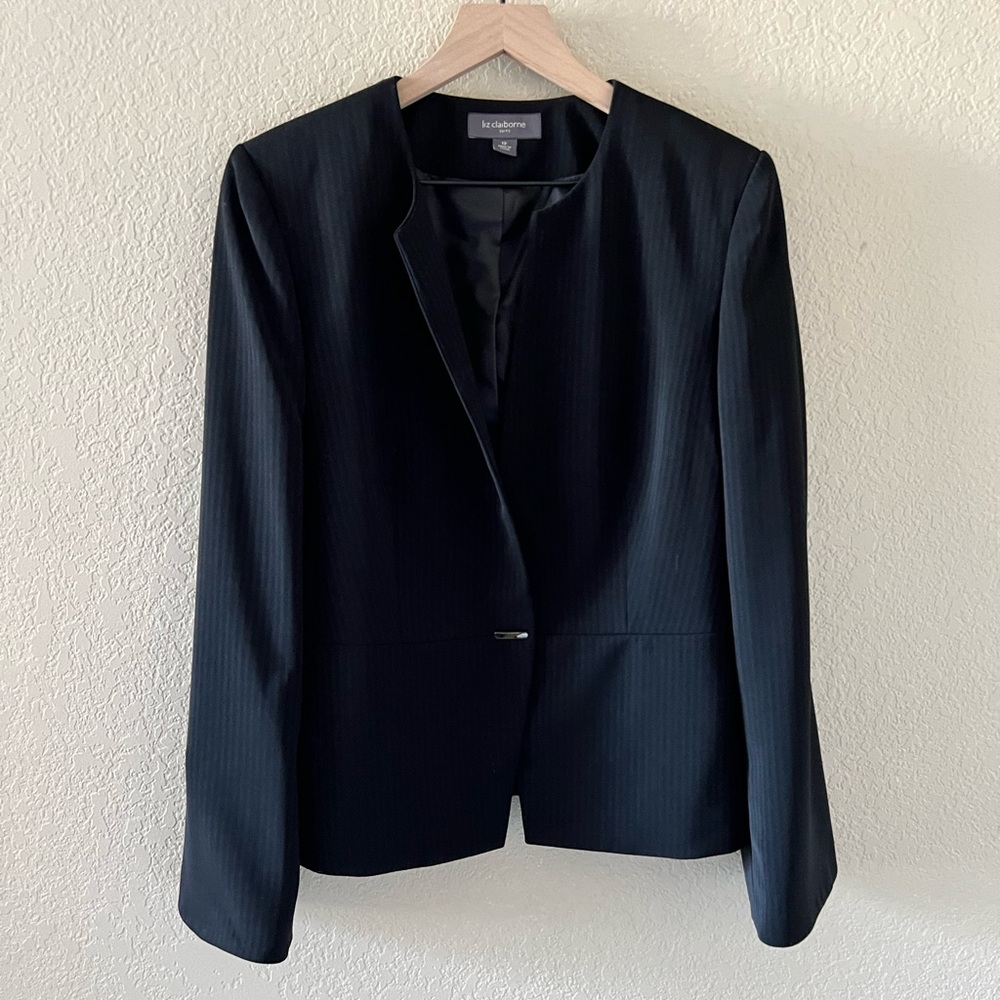 Liz Claiborne Suits Size 12 Jacket